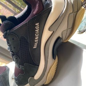 Balenciaga tripple s sz 38
